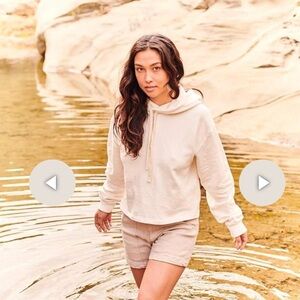 Jungmaven Sunkissed Cropped Hooded Sweatshirt - washed white